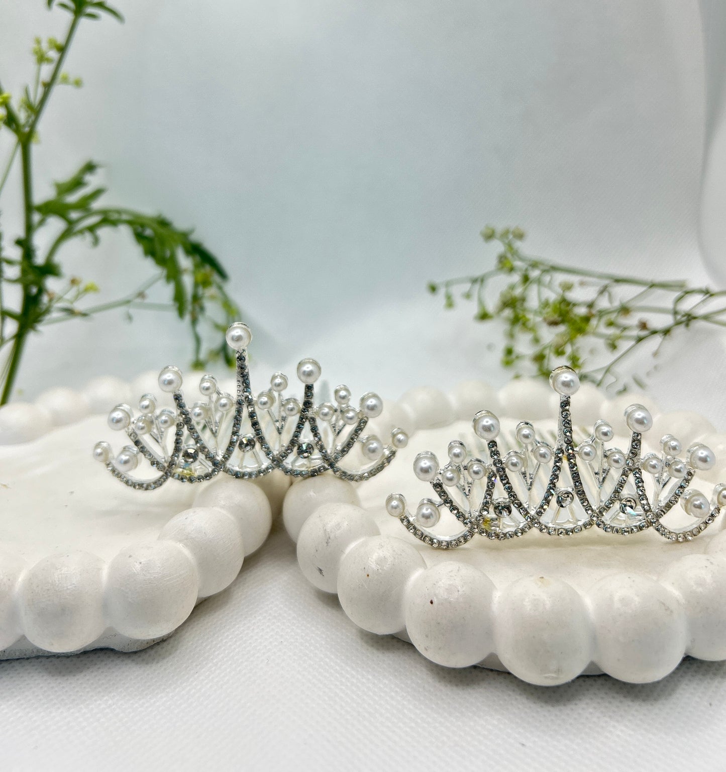 Princes Crown comb crystal crown each